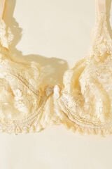 Dantelli Balenli Sütyen Ten