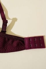 Jakarlı Dantel Detaylı Desteksiz Sütyen Koyu Mürdüm